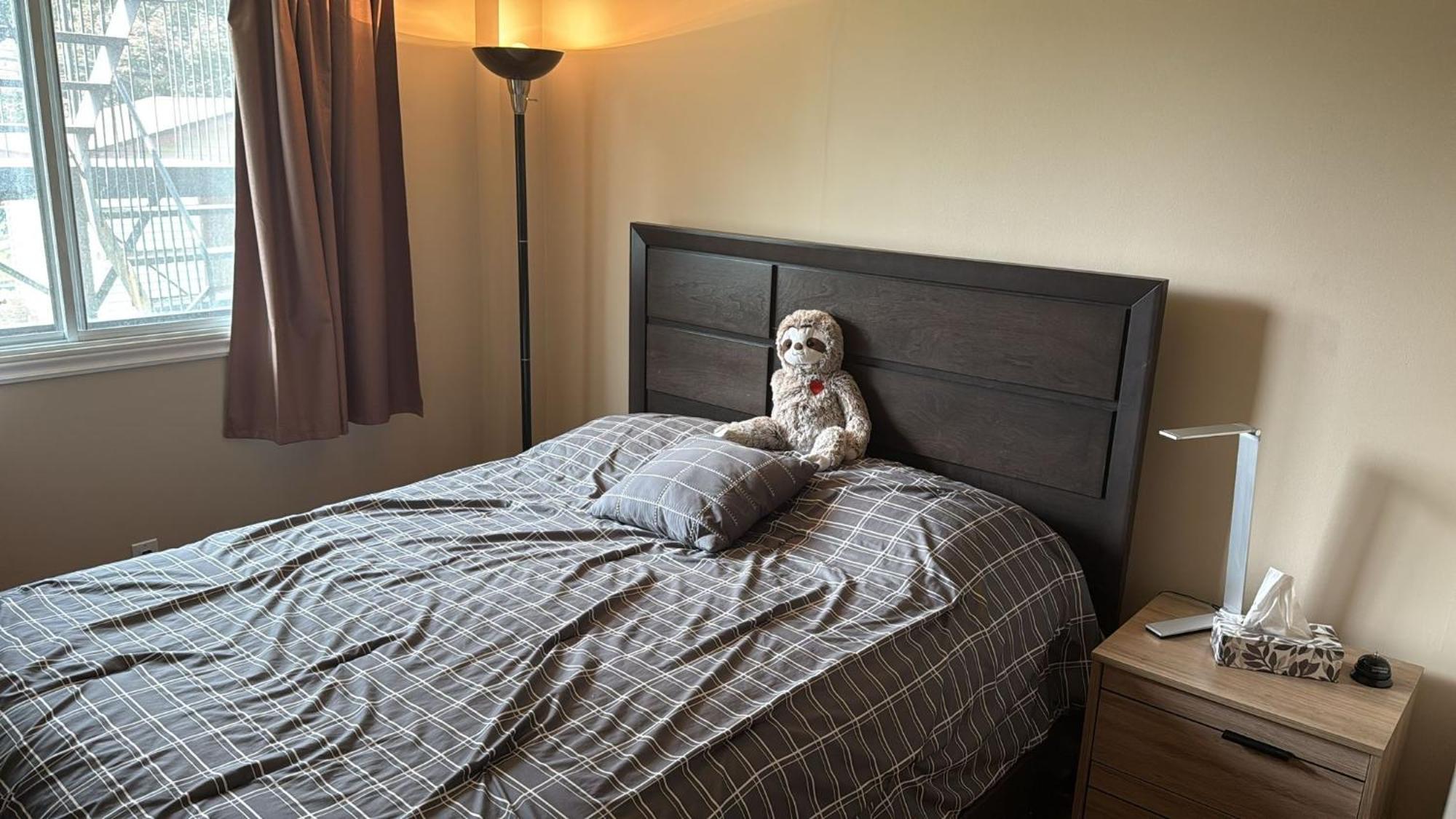 Spacious 4-bdr Retreat In Charming Ste-rose, * Laval