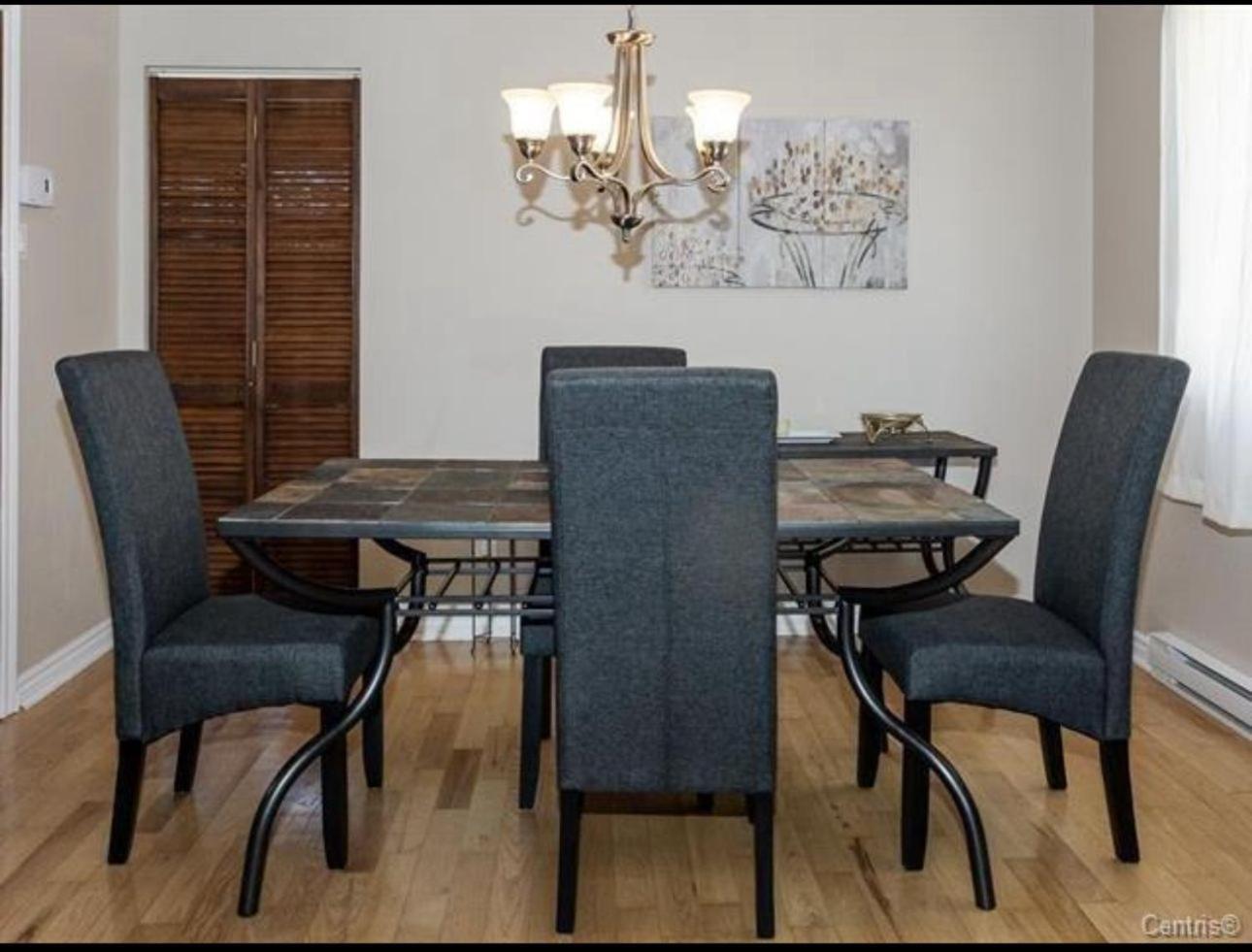 Appartement Spacious 4-bdr Retreat In Charming Ste-rose,