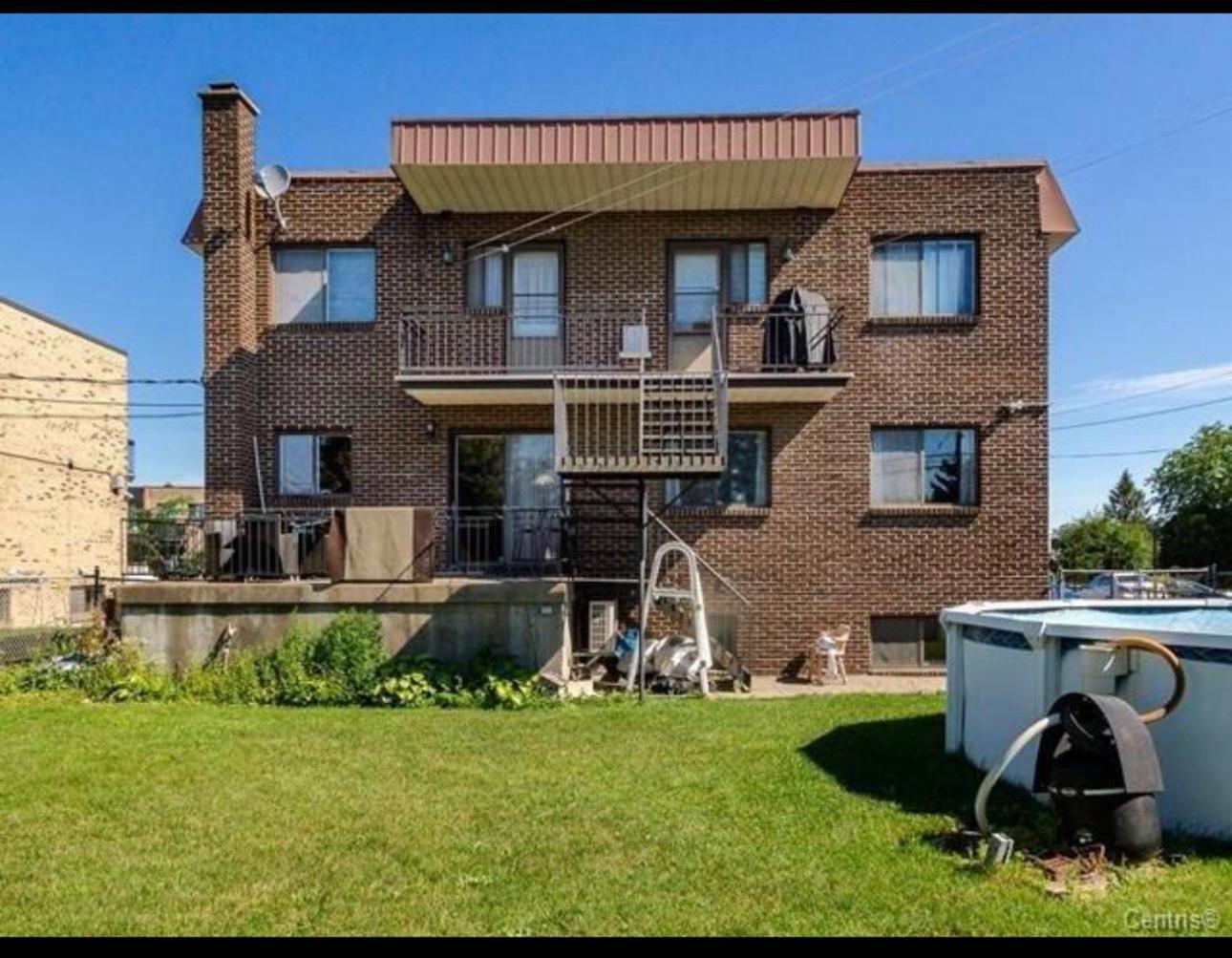 Spacious 4-bdr Retreat In Charming Ste-rose, Appartement *